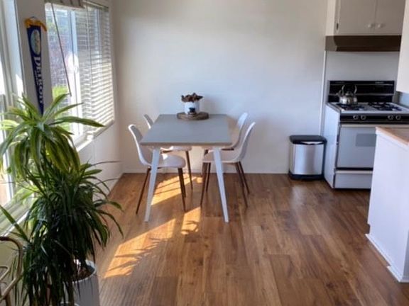 2nd image of 246 Bicknell Ave APT 3