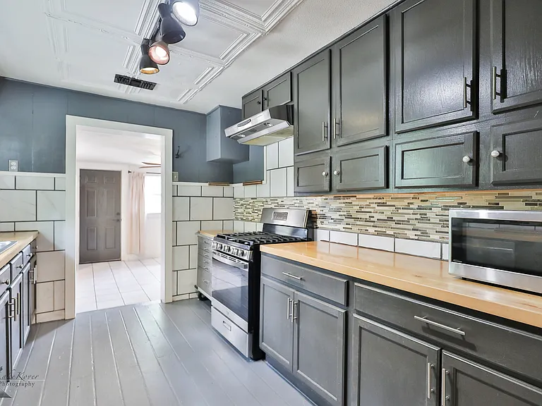 609 Sunset Dr — Photo 16
