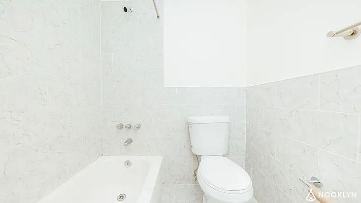 Rented by Nooklyn NYC LLC | media 13