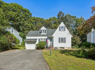 14 Valhalla Way, Wayne, NJ 07470