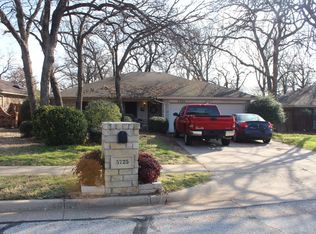 5725 Myers Rd, Arlington, TX 76017