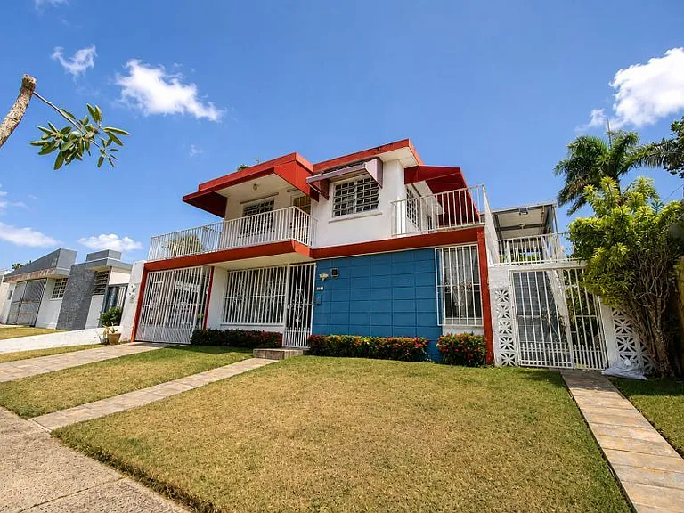 Gladiola 447 Altos Urb Round Hill — Photo 2