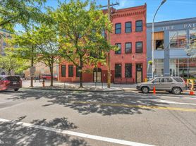 1406 Fairmount Ave