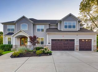 418 Springsouth Rd, Schaumburg, IL 60193