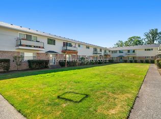 Beaverton Garden Court Apartments, Beaverton, OR 97005