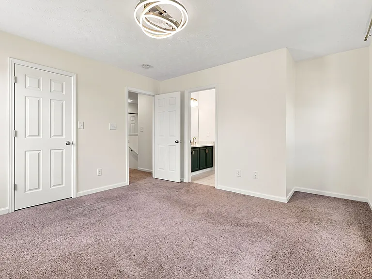 4906 Yorkchester Dr — Photo 22