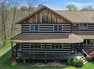 950 Tower Rd, Christiansburg, VA 24073