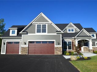 19 Mayers Gdn, Webster, NY 14580