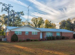 405 N Cuthbert St, Colquitt, GA 39837