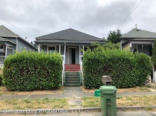 665 S 9th St, Coos Bay, OR 97420