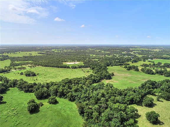3rd image of 1085 County Road 143