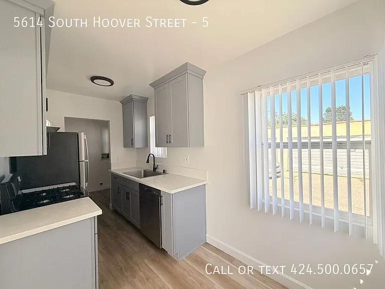 5614 S Hoover St #5 — Photo 7