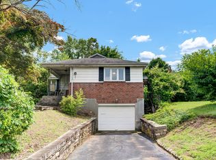 20 Gracewell Rd, Wethersfield, CT 06109