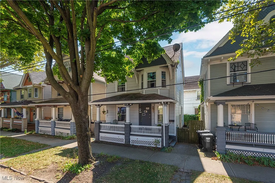 3411 Chatham Ave photo 1