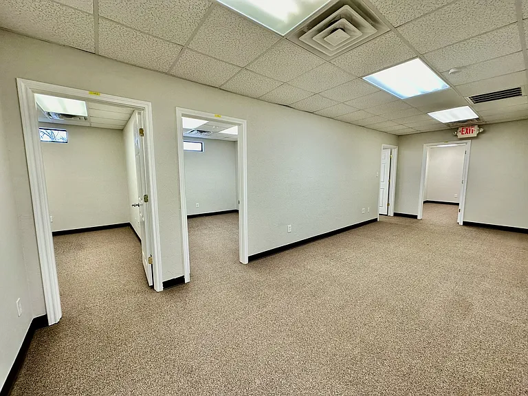 115 W College St #103 — Photo 18