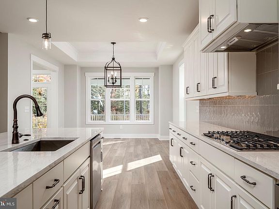 6th image of this home