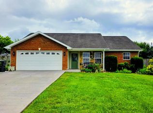 2423 Frost Valley Ct, Sevierville, TN 37876
