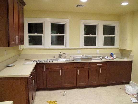 5th image of 115 N Parkwood Ave