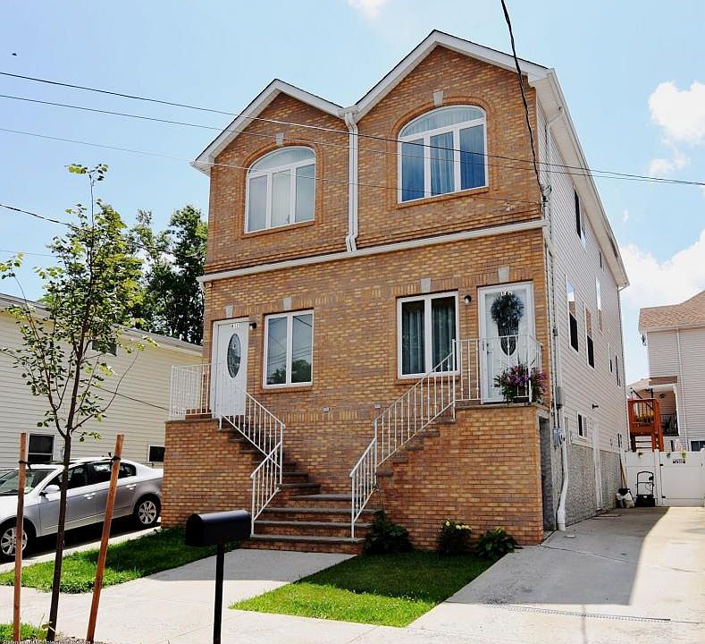1st image of 630 Hunter Ave