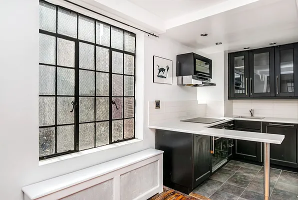 Sold by Compass | media 8