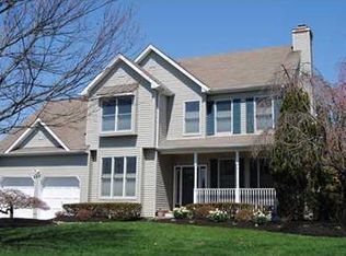 14 Lovell Dr, Plainsboro, NJ