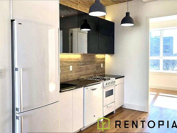 3rd image of 73 Montrose Ave #2II