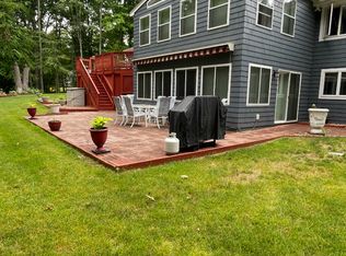 37 Tewksbury Rd, Hampstead, NH 03841