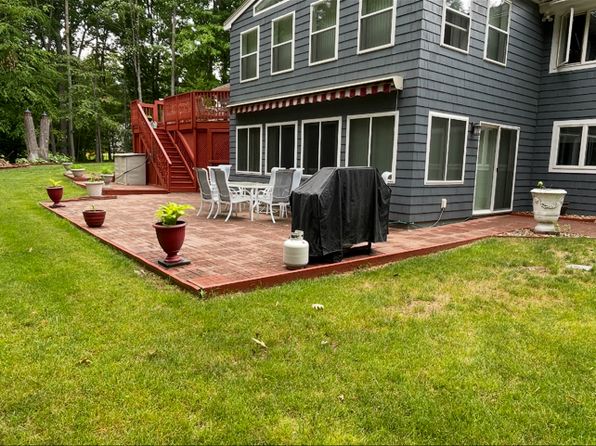 37 Tewksbury Rd