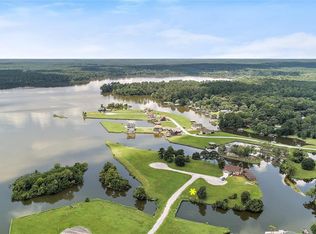 12 Peninsula Poin, Huntsville, TX 77340