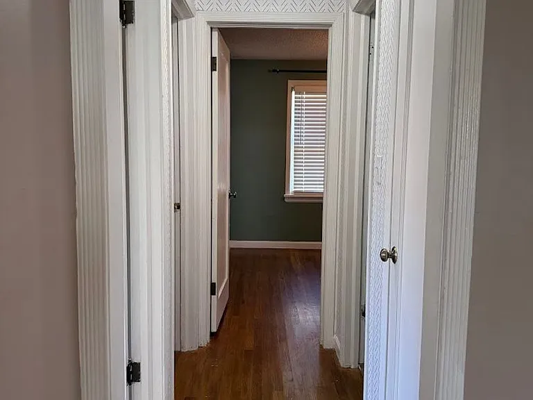 3703 W Rockwell Ave — Photo 8