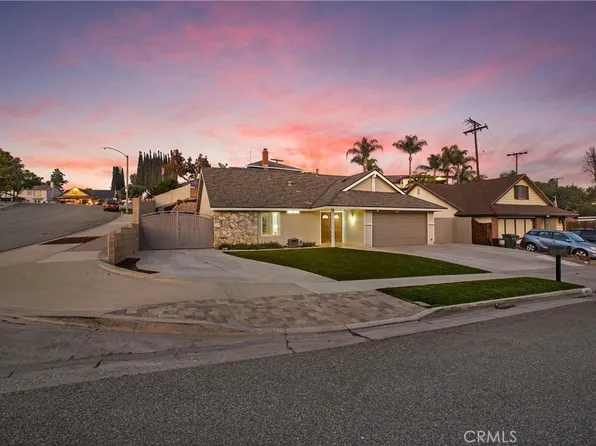 385 Buttonwood Dr, Brea, CA 92821