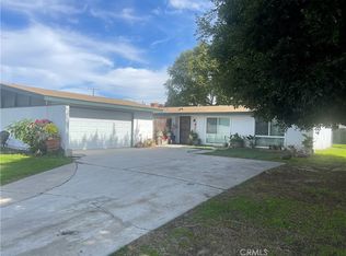 1005 S Corta Dr, Santa Ana, CA 92704