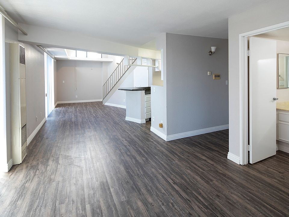 1st image of 303 Market St #320
