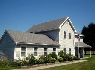 40 Log Woods Rd, Troy, NY 12180