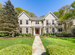 7 Huckleberry Hill Rd, Wilton, CT 06897