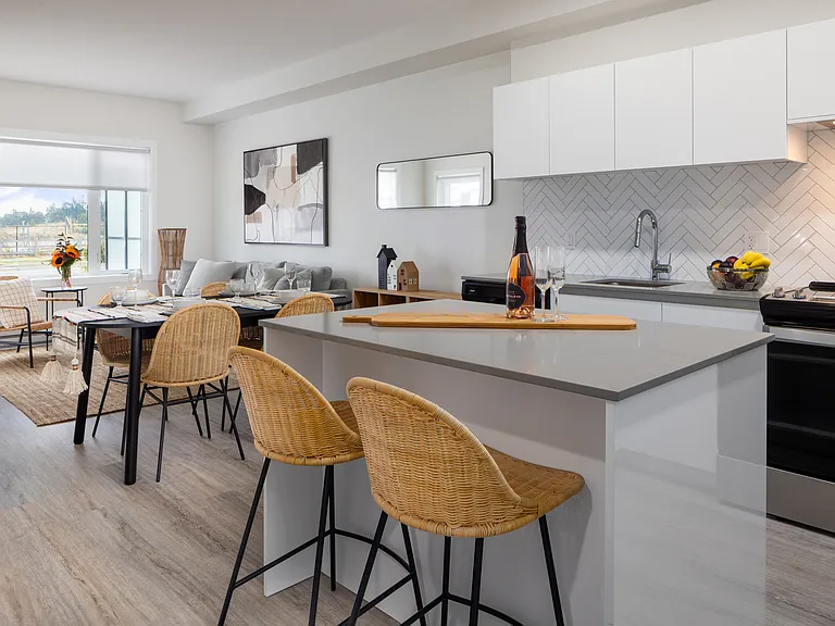 3554 Ryder Hesjedal Way — Photo 11