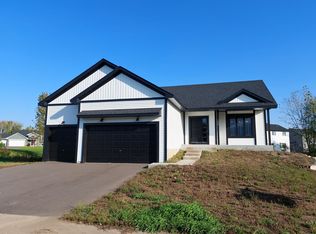 4838 Maple St, Rockford, MN 55373