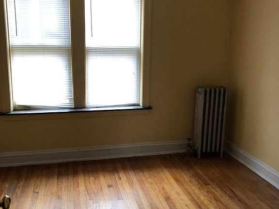 5th image of 6554 S California Ave #1