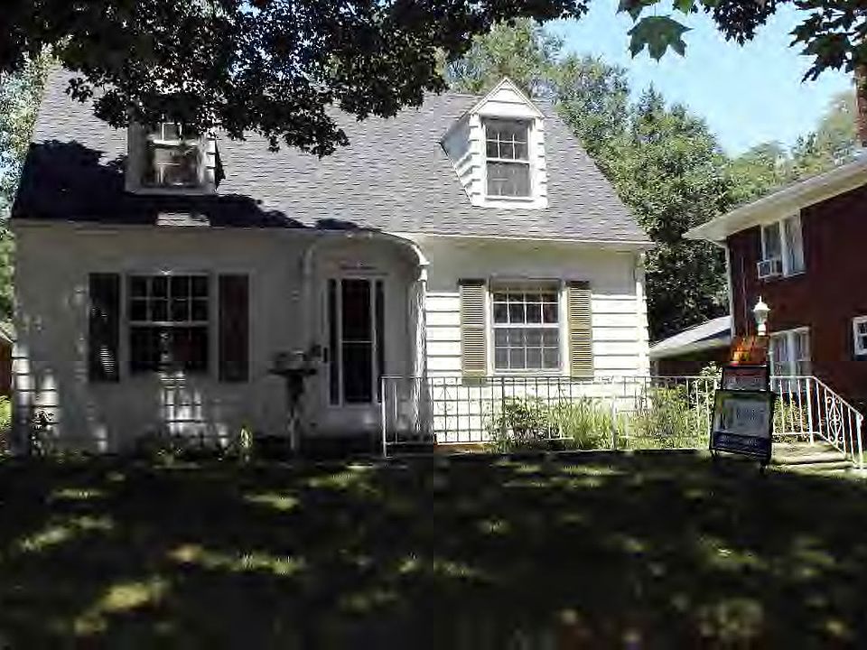 Home for Sale in Decatur, IL $60,877