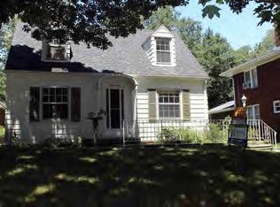 1540 W Riverview Ave, Decatur, IL 62522