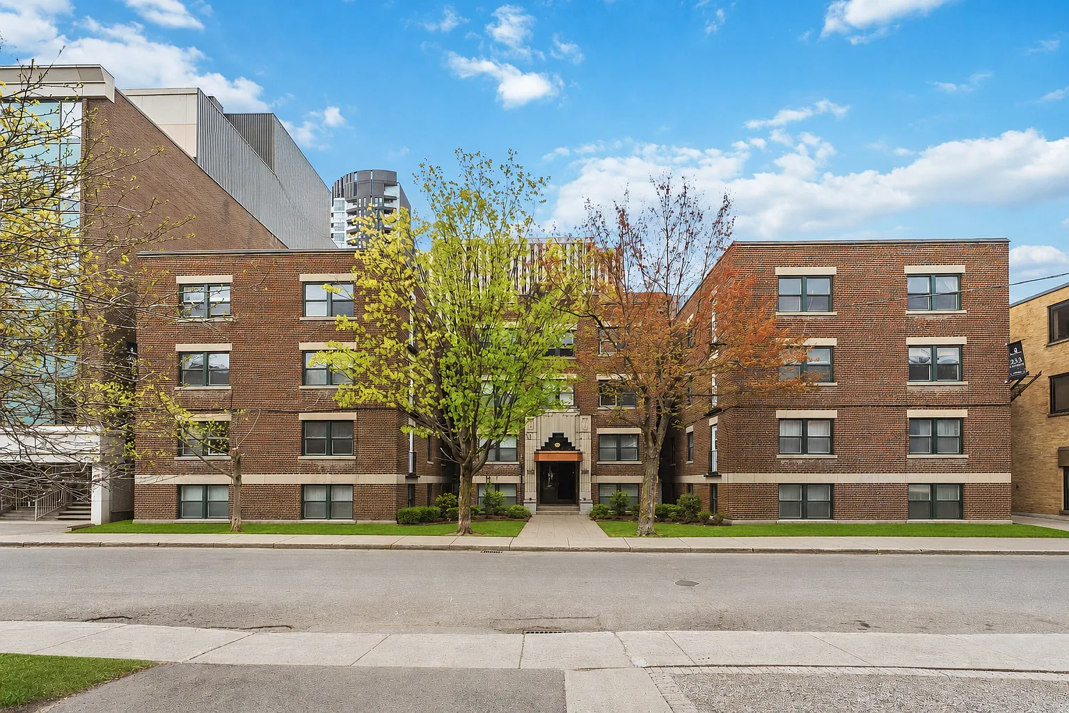235 Cooper Apartments — Photo 2