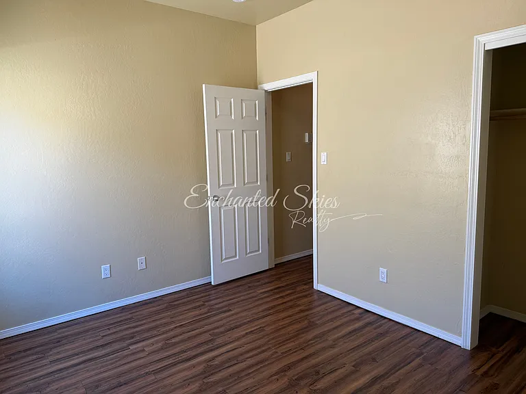 3051 Southern Blvd SE #B — Photo 20