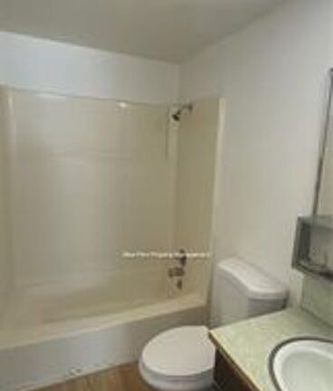 5th image of 450 H St #1