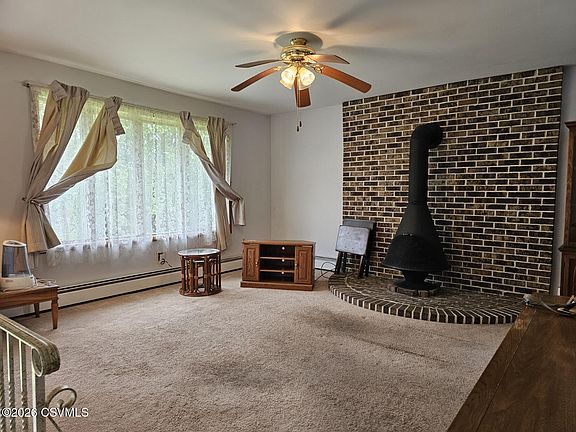 3rd image of 184 Greco Ln