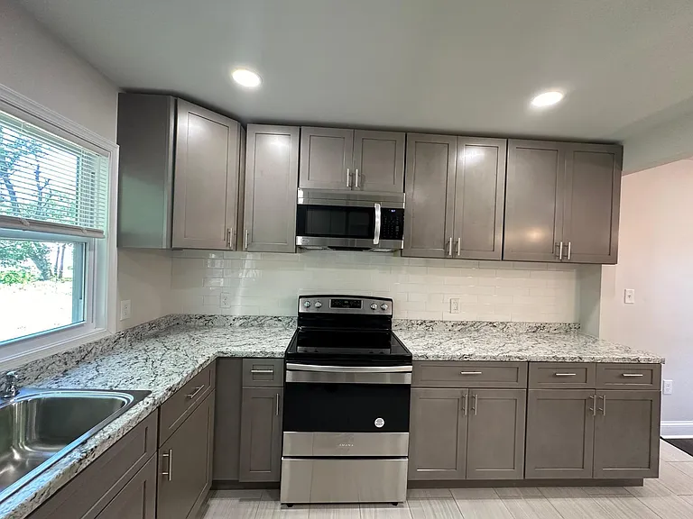15 Ritchie Rd — Photo 38