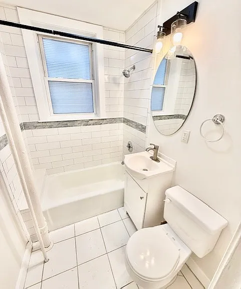 224 Hanover St #19 — Photo 2