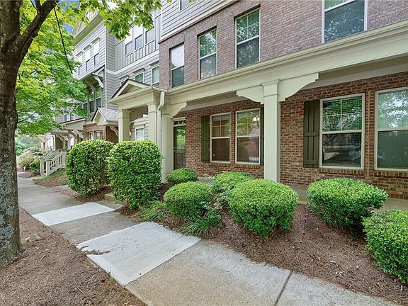 2nd image of 708 Village Field Ct