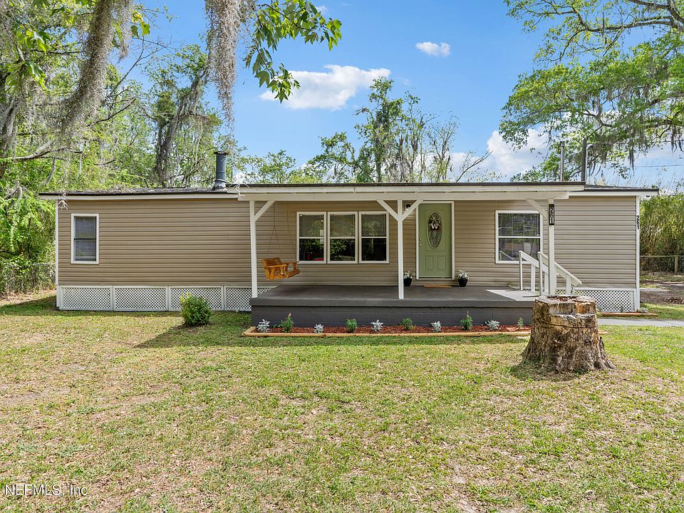 1st image of 261 CELERY Avenue N