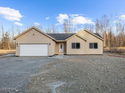 6216 N Snowflower Ln, Palmer, AK, 99645