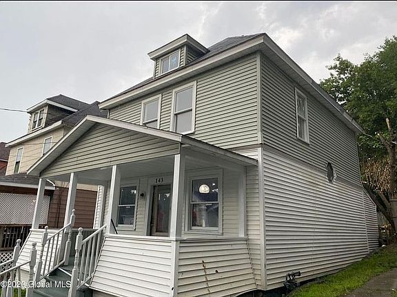 3rd image of 143 Haigh Ave